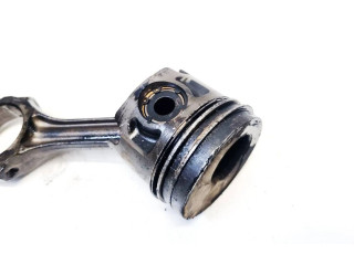  Поршень с шатуном    Audi A4 S4 B5 8D  