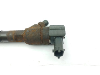 Форсунка 338002A800, 2041905242305    Hyundai i40 для дизельного двигателя  1.7