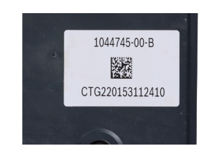 Jednotka ABS 1044745-00-B   Tesla Model Y 2022