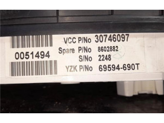 Přístrojová deska  Volvo XC70 2000 30746097, 69594-690T  