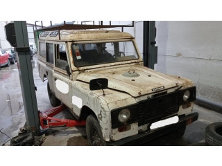 Верхняя решётка Land Rover Defender 1987-2006 года       