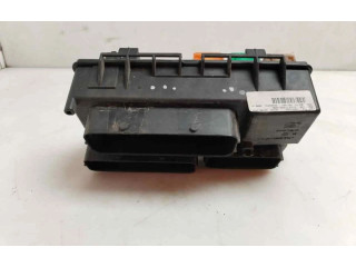   Pojistková skříňka 13217392   Opel Corsa C 