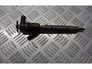 Vstřikovač 338002A400   Hyundai i30  pro naftový motor 1.6  
