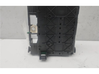 Блок предохранителей  U118470002J, 0090012   Peugeot Partner    