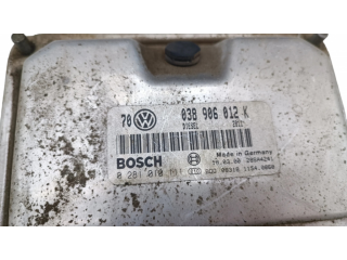 Řídící jednotka 038906012K, 0281010111   Volkswagen Golf IV 2001
