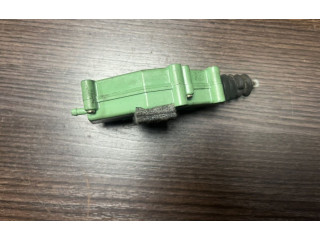 Двигатель центрально замка    701959783, 701959783   Volkswagen Transporter - Caravelle T4