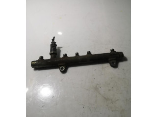 Топливная рампа 0445214015   Renault Scenic I  