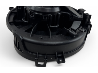Вентилятор печки    5WC819015A, T72368C   Audi Q2 -