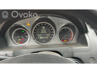 Přístrojová deska  Mercedes-Benz C W204 2010 A2049003802  