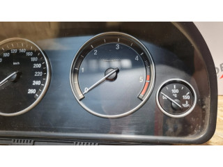 Přístrojová deska  BMW 5 F10 F11 2011 9228614, 2059571  