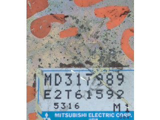 Блок управления двигателя MD317989, E2T61592   Mitsubishi Space Runner