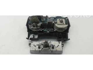 Přístrojová deska  Mitsubishi Montero 1987 69326410  