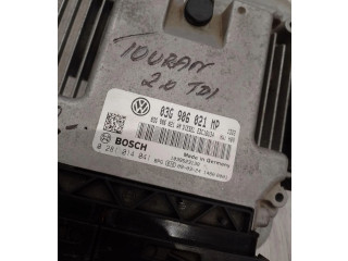 Řídící jednotka 03G906021MP   Volkswagen Touran I 2007
