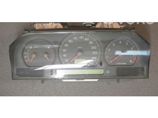Přístrojová deska  Volvo S70  V70  V70 XC 2000 9472519  