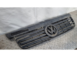 Верхняя решётка Volkswagen Multivan T5 2003-2015 года 7H0807101      
