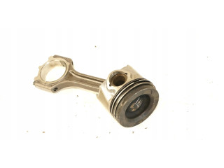  Поршень с шатуном  PC76  Hyundai i30  