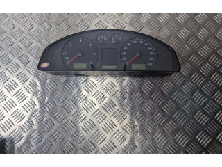 Přístrojová deska  Volkswagen Transporter - Caravelle T5 2006 88311346  