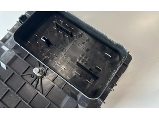 Блок предохранителей  1K0937125, 1K0937125   Volkswagen Golf Plus    