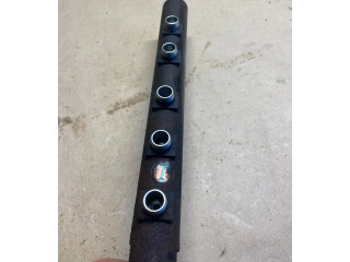 Vstřikovací lišta 55209572, 028362L4   Saab 9-3 Ver2    Z19Dt 
