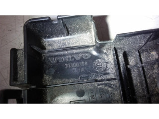 Pojistková skříňka Крышка ящика предохранителей 31300188   Ford Mustang VI 2015