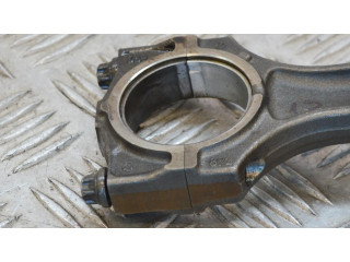 Píst    BMW 5 E39  pro naftový motor 2.5 M57 D25 (256D1) 
