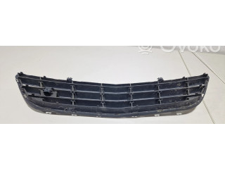 Передняя решётка Opel Corsa D 2006-2014 года 13179942      