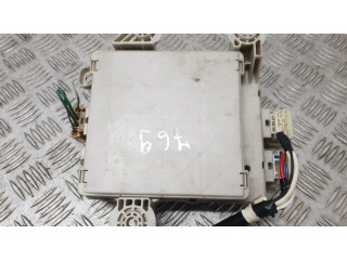 Блок предохранителей 8922128150   Toyota Previa (XR30, XR40) II    