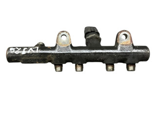 Vstřikovací lišta 175215346R, H8201157327   Renault Clio IV     