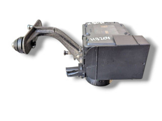Jednotka ABS A2044312412, A2045455332   Mercedes-Benz C W204 2008