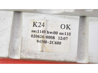 Přístrojová deska  Audi Coupe 2003 94300-2C600, 94300-2C600  