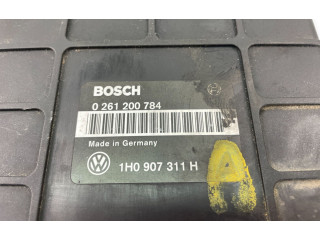 Блок управления двигателем ECU 1H0907311H, 0261200784   Volkswagen  Golf III  1992 - 1997 года