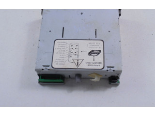 Vstřikovací lišta 8200505129A, 8200505129A   Peugeot 207 CC     