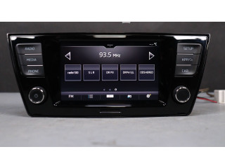Радио/ проигрыватель CD/DVD / навигация 6V0035869J   Skoda Fabia Mk3 (NJ)