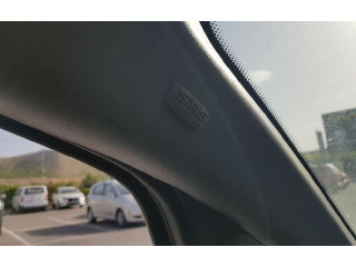 Боковая подушка безопасности    Mitsubishi Colt