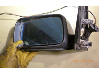 Zpětné zrcátko  BMW 5 E39 2000  51168266601  