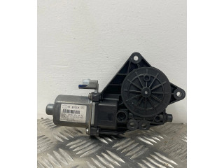 Передний двигатель механизма для подъема окон       Audi A4 S4 B5 8D  1999 - 2000 года   