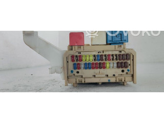   Pojistková skříňka 827300F320   Toyota Verso 2009