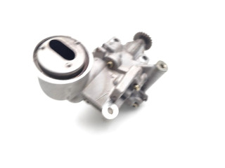 Масляный насос  MR16DDT 464224H1612  Nissan Qashqai 