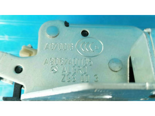 Замок багажника A9067401135, A070016    Volkswagen Crafter 2006-2016 года