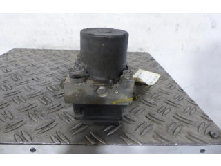 Jednotka ABS 7701064509   Renault Trafic II (X83) 2001