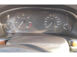 Přístrojová deska  Peugeot 406    