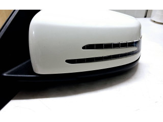 Zpětné zrcátko  Mercedes-Benz A W176 2017  A1768107116, 00009650  