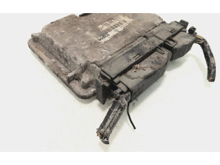 Řídící jednotka 038906013E, 0281001689   Volkswagen Caddy 1998