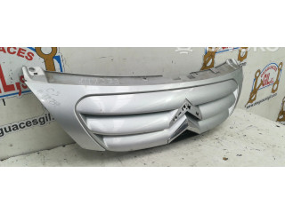 Передняя решётка Citroen C3 2002-2004 года 147373      