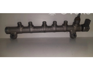 Vstřikovací lišta 31303612   Volvo V40 Cross country    D4204T9 