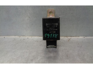   Pojistková skříňka 3865077E00   Suzuki Vitara (ET/TA) 1997