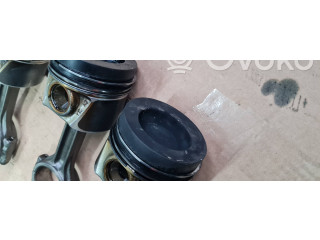 Píst 81L155   Audi A4 S4 B9    DEU DEUA 