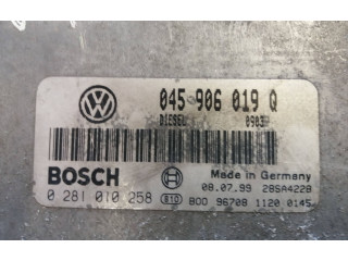 Блок управления двигателя 045906019Q, 28SA4228   Volkswagen Lupo