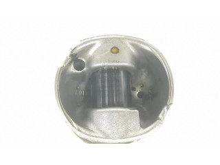 Píst 11257812585, 7812585   BMW 4 F36 Gran coupe  pro naftový motor   