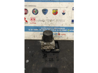 Jednotka ABS    BMW X5 E53 2005